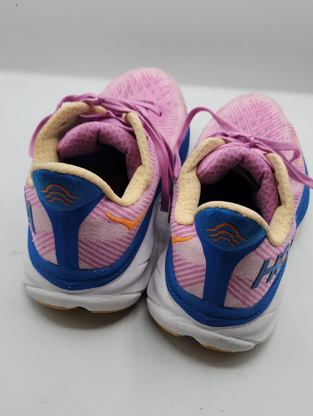 Hoka Women's Clifton 9 Pink and Blue Athletic Running Shoes Size 7.5 2E
